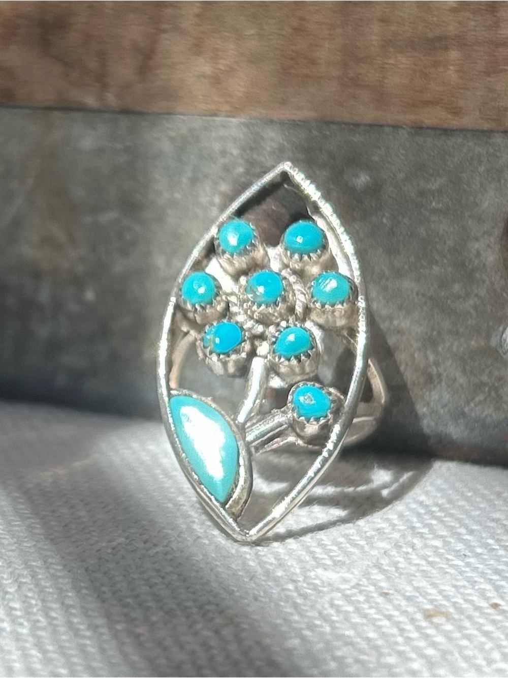 Vintage Native American Zuni Ring - Picture 13 of 14